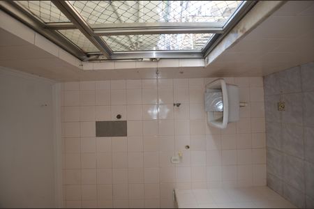 Apartamento à venda com 81m², 2 quartos e 1 vagaÁrea de Serviço