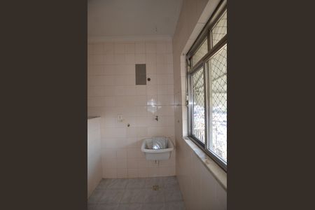 Apartamento à venda com 81m², 2 quartos e 1 vagaÁrea de Serviço