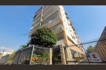 Apartamento à venda com 81m², 2 quartos e 1 vagaFachada