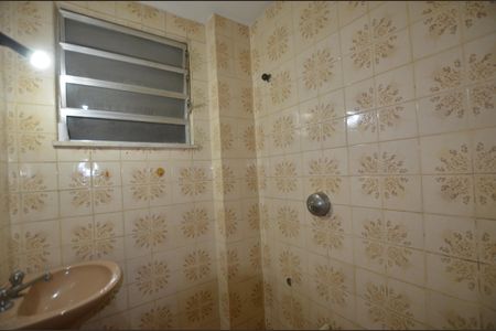 Apartamento à venda com 81m², 2 quartos e 1 vagaBanheiro da Suite