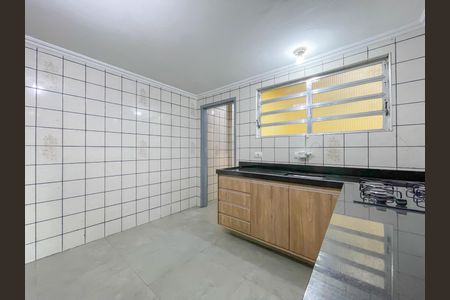 Casa para alugar com 100m², 2 quartos e 3 vagasCozinha