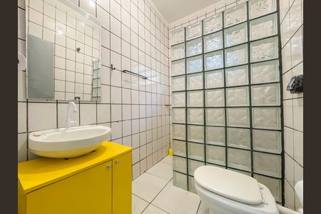 Casa para alugar com 100m², 2 quartos e 3 vagasBanheiro