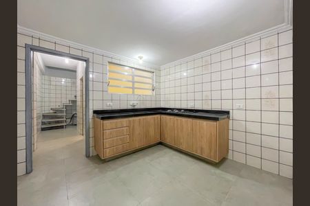 Casa para alugar com 100m², 2 quartos e 3 vagasCozinha