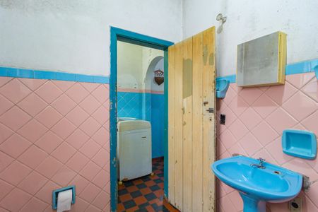 Banheiro de casa à venda com 3 quartos, 150m² em Vila Regente Feijó, São Paulo