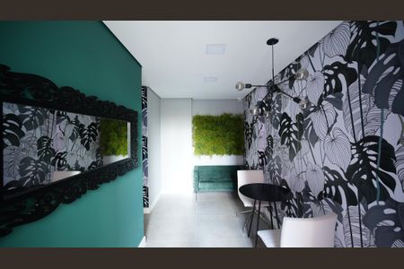Apartamento à venda com 40m², 2 quartos e sem vagaÁrea comum