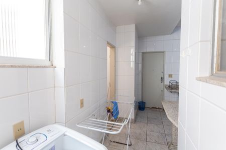Apartamento à venda com 94m², 3 quartos e 1 vagaÁrea de Serviço