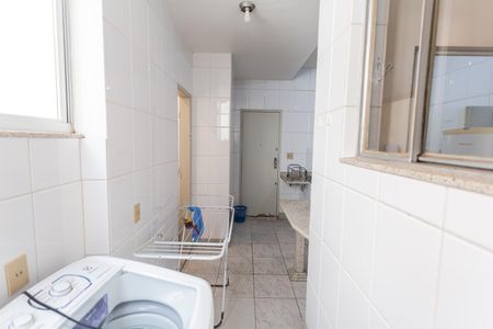 Apartamento à venda com 94m², 3 quartos e 1 vagaÁrea de Serviço