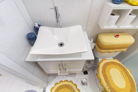 Apartamento à venda com 48m², 2 quartos e 1 vaga Apartamento à venda com 48m², 2 quartos e 1 vagaBanheiro