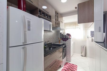 Apartamento à venda com 48m², 2 quartos e 1 vaga Apartamento à venda com 48m², 2 quartos e 1 vagaCozinha e Área de Serviço