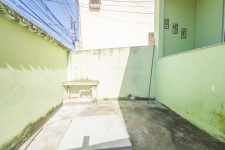 Casa para alugar com 68m², 2 quartos e 1 vaga Casa para alugar com 68m², 2 quartos e 1 vagaÁrea externa