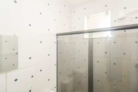 Casa para alugar com 68m², 2 quartos e 1 vaga Casa para alugar com 68m², 2 quartos e 1 vagaBanheiro