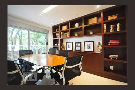 Apartamento à venda com 120m², 3 quartos e 2 vagasArea Comum