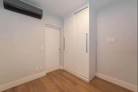 Apartamento à venda com 120m², 3 quartos e 2 vagasQuarto 1