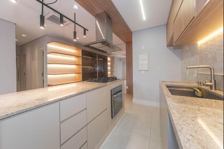 Apartamento à venda com 120m², 3 quartos e 2 vagasCozinha