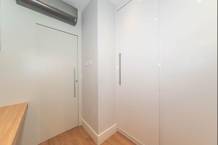 Apartamento à venda com 120m², 3 quartos e 2 vagasEscritorio