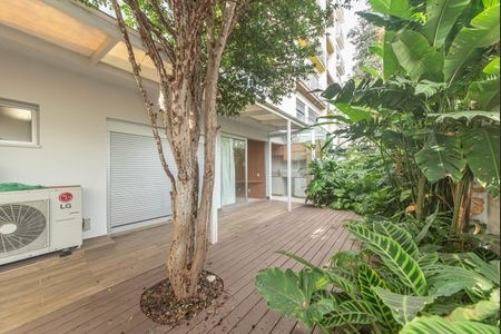 Apartamento à venda com 120m², 3 quartos e 2 vagasQuintal - Jardim