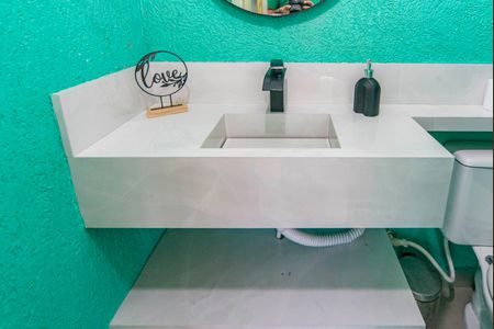 Casa para alugar com 120m², 2 quartos e 4 vagasLavabo da Garagem