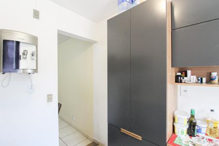 Apartamento à venda com 52m², 2 quartos e 1 vagaCozinha e Área de Serviço