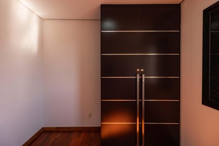 Quarto 1 de apartamento para alugar com 3 quartos, 90m² em Vila Romana, São Paulo