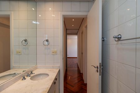 Apartamento à venda com 90m², 3 quartos e 2 vagasBanheiro