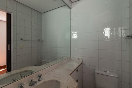 Apartamento à venda com 90m², 3 quartos e 2 vagasBanheiro da Suíte