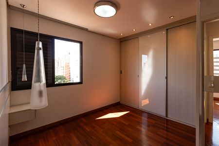 Apartamento à venda com 90m², 3 quartos e 2 vagasSuíte