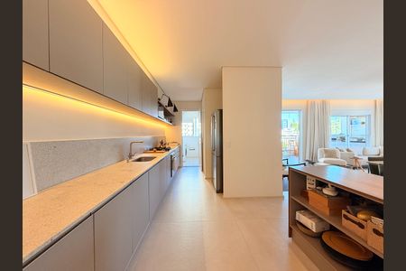 Apartamento à venda com 160m², 3 quartos e 4 vagasCozinha