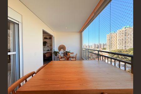 Sacada de apartamento à venda com 3 quartos, 160m² em Parque do Colégio, Jundiaí