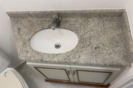 Apartamento para alugar com 121m², 3 quartos e 2 vagasLavabo