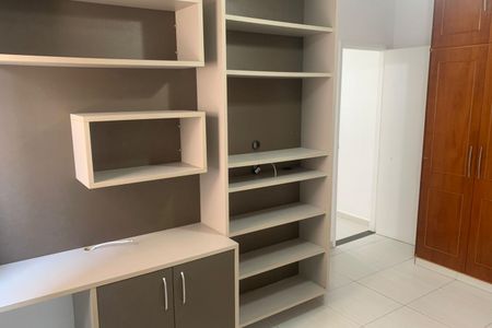 Apartamento para alugar com 121m², 3 quartos e 2 vagasQuarto 2