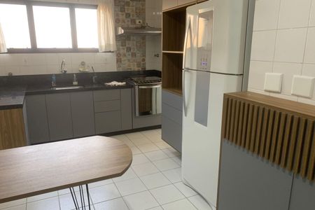 Apartamento para alugar com 121m², 3 quartos e 2 vagasCozinha