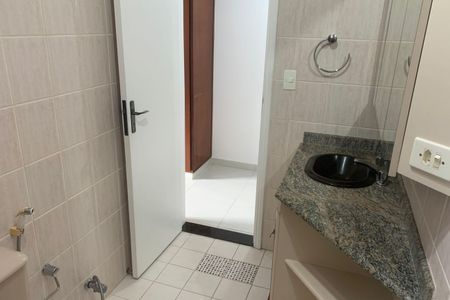 Apartamento para alugar com 121m², 3 quartos e 2 vagasBanheiro da Suíte