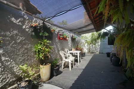 Casa para alugar com 189m², 3 quartos e 2 vagasÁrea externa