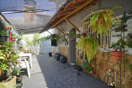 Casa para alugar com 189m², 3 quartos e 2 vagasÁrea externa