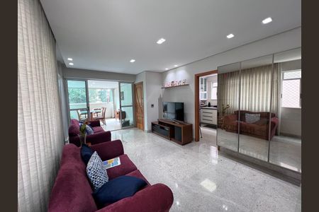 Apartamento para alugar com 3 quartos, 140m² em Santo Antônio, Belo Horizonte