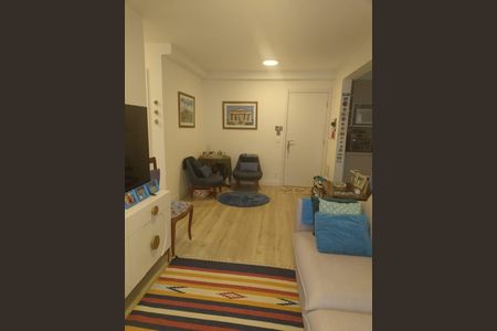 Apartamento à venda com 67m², 2 quartos e 1 vagaSala