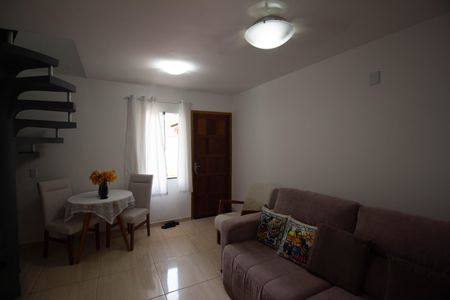 Casa de Condomínio à venda com 2 quartos, 70m² em Itaipu, Niterói