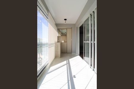 Apartamento para alugar com 40m², 1 quarto e 1 vagaVaranda