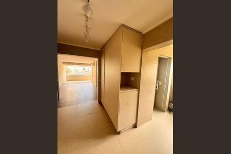 Apartamento à venda com 110m², 3 quartos e 2 vagasCozinha