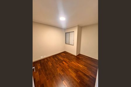Apartamento à venda com 110m², 3 quartos e 2 vagasQuarto