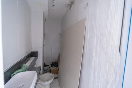 Apartamento para alugar com 33m², 2 quartos e sem vagaBanheiro
