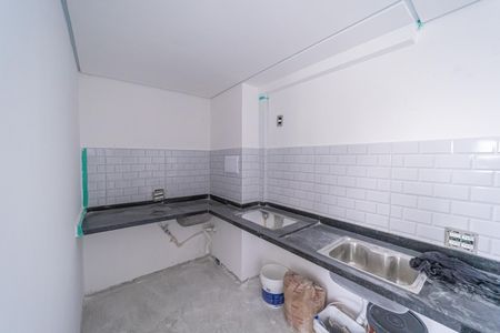 Apartamento para alugar com 33m², 2 quartos e sem vagaSala/Cozinha e Área de Serviço