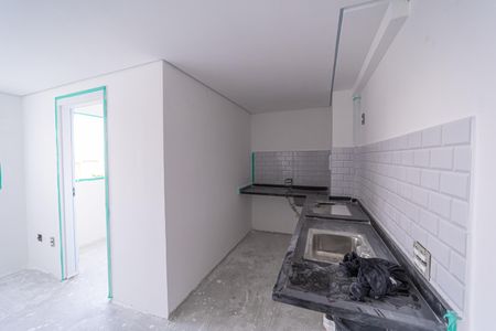 Sala/Cozinha e Área de Serviço de apartamento para alugar com 2 quartos, 33m² em Vila Silvia, São Paulo