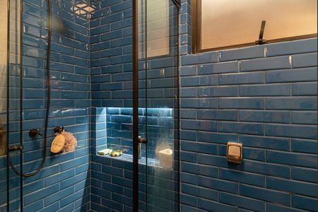 Apartamento à venda com 102m², 2 quartos e sem vagaBanheiro da Suíte