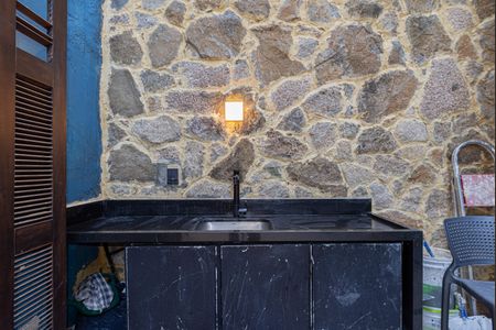 Apartamento à venda com 102m², 2 quartos e sem vagaQuintal