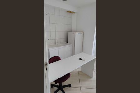 Cozinha de kitnet/studio para alugar com 1 quarto, 25m² em Vila Campanela, São Paulo