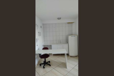 Cozinha de kitnet/studio para alugar com 1 quarto, 25m² em Vila Campanela, São Paulo