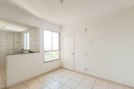 Sala de apartamento para alugar com 2 quartos, 44m² em Cosmos, Rio de Janeiro