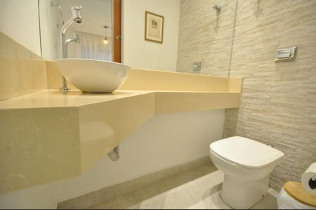 Casa para alugar com 140m², 2 quartos e 1 vagaLavabo