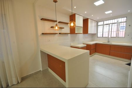 Casa para alugar com 140m², 2 quartos e 1 vagaCozinha